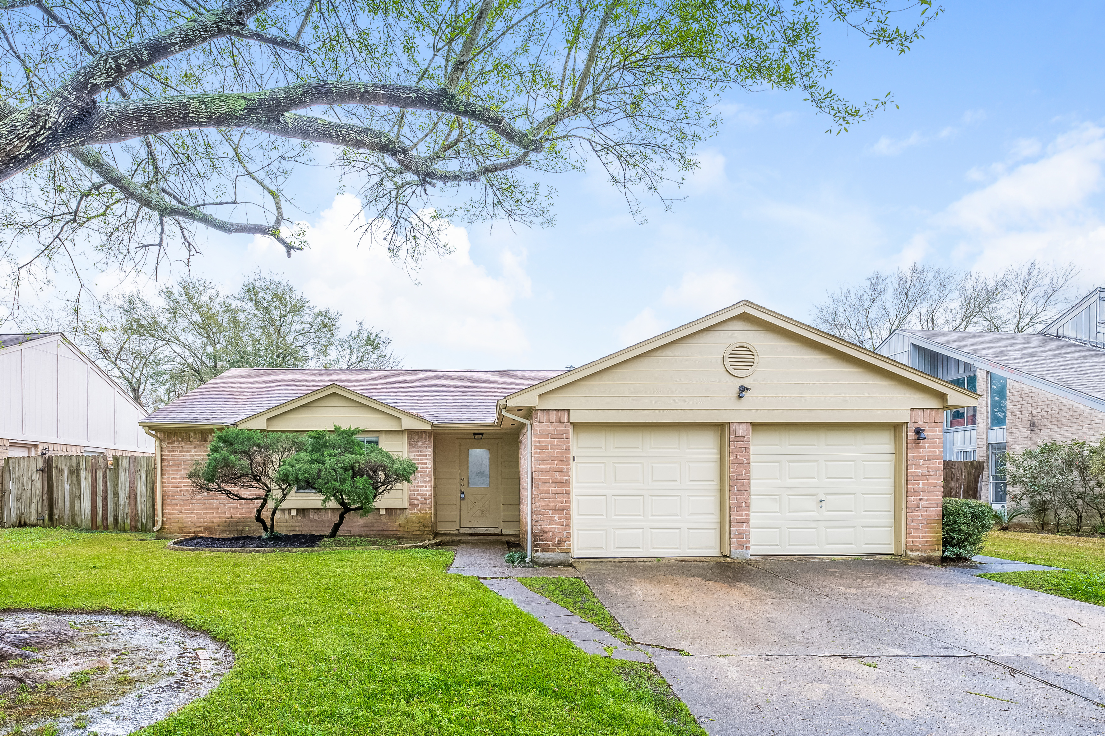 1215 New Tree Ln Missouri City, TX 77489